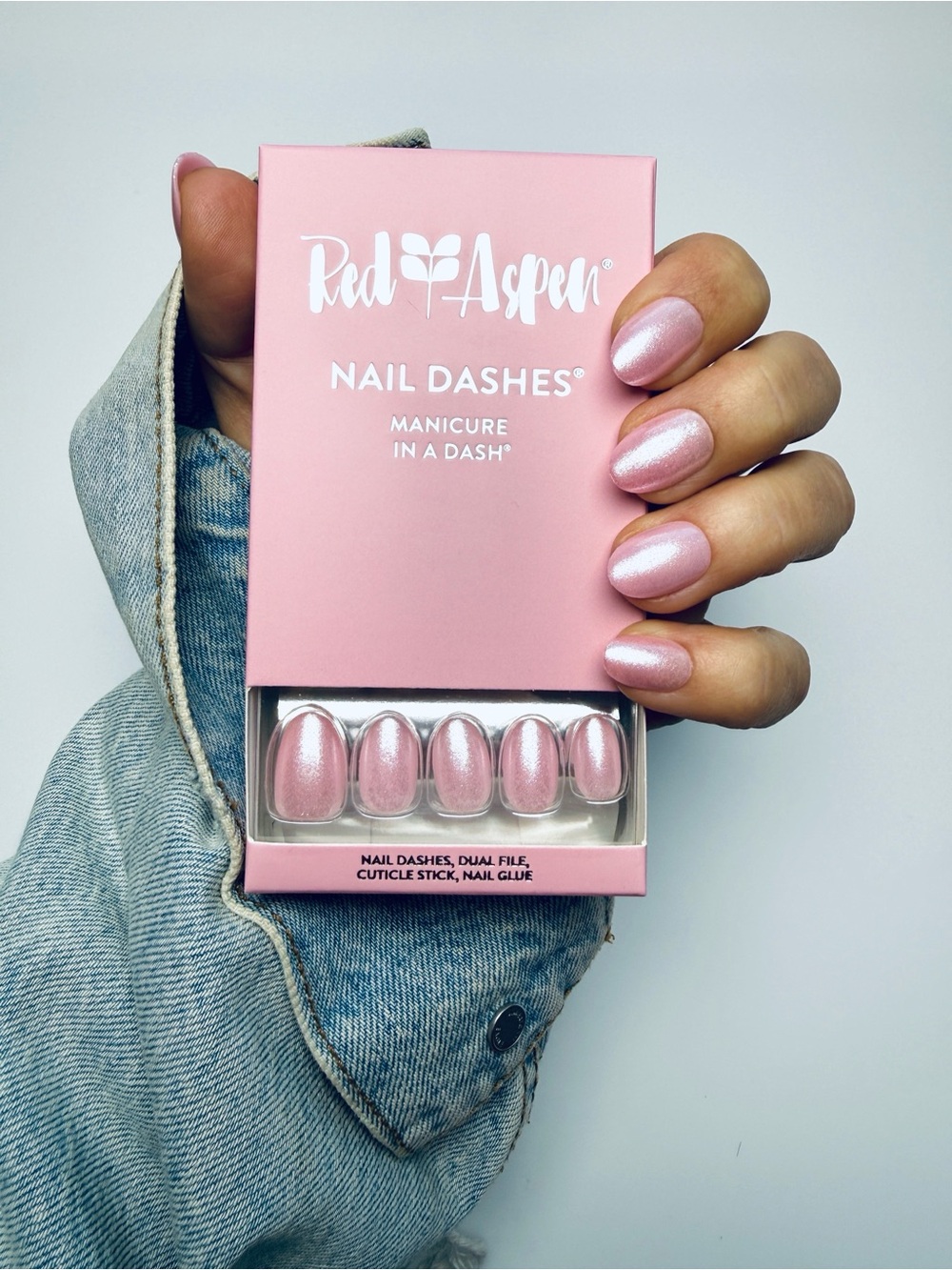 🚨New Release Red Aspen Pink Paisley. Short Almond Glitter Press-On Nails in Pink
